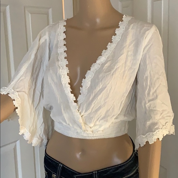 Lulus Tops - Lulus crop top